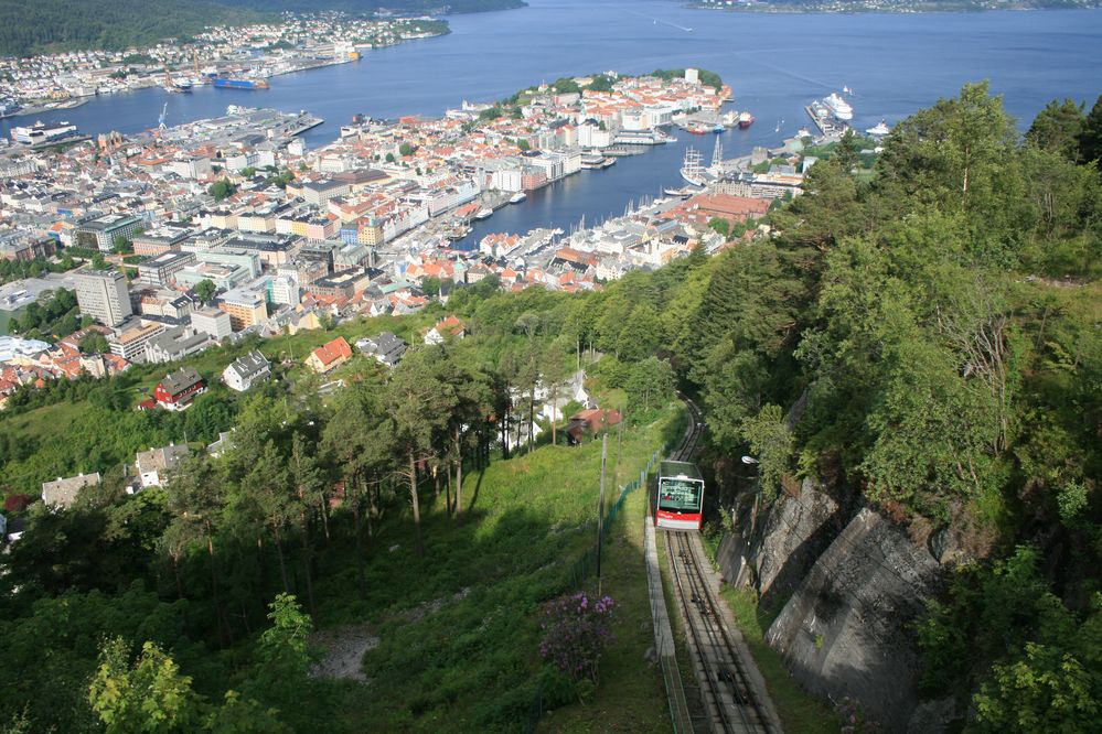 71_Lanová dráha z Bergenu na vrch Floyen